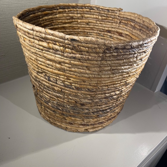 Baskets - Picture 7 of 8